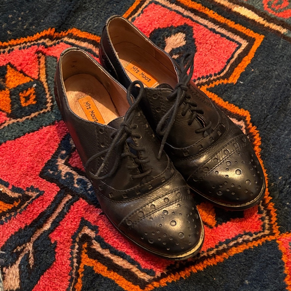 Miz Mooz black oxfords